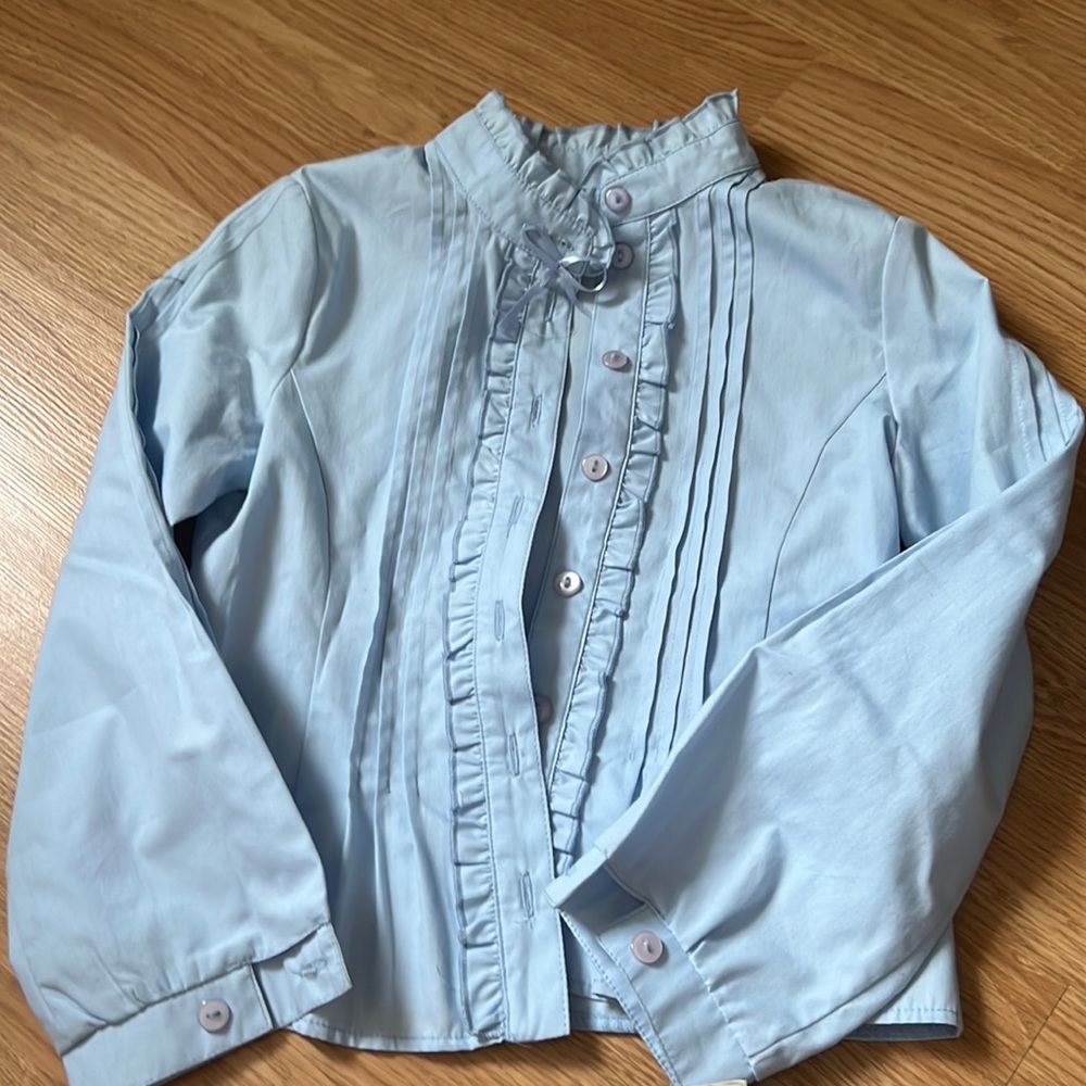 Stylish blouse for little girl, size 4 (122cm)